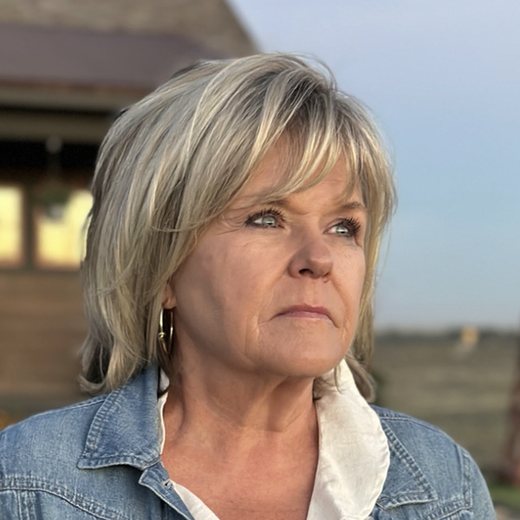 Lori Schott